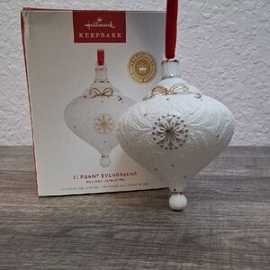 Hallmark Keepsake Elegant Evergreens Ornament
